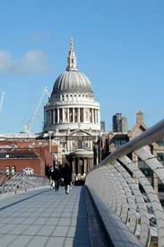 London - St Pauls & Millenium Bridge